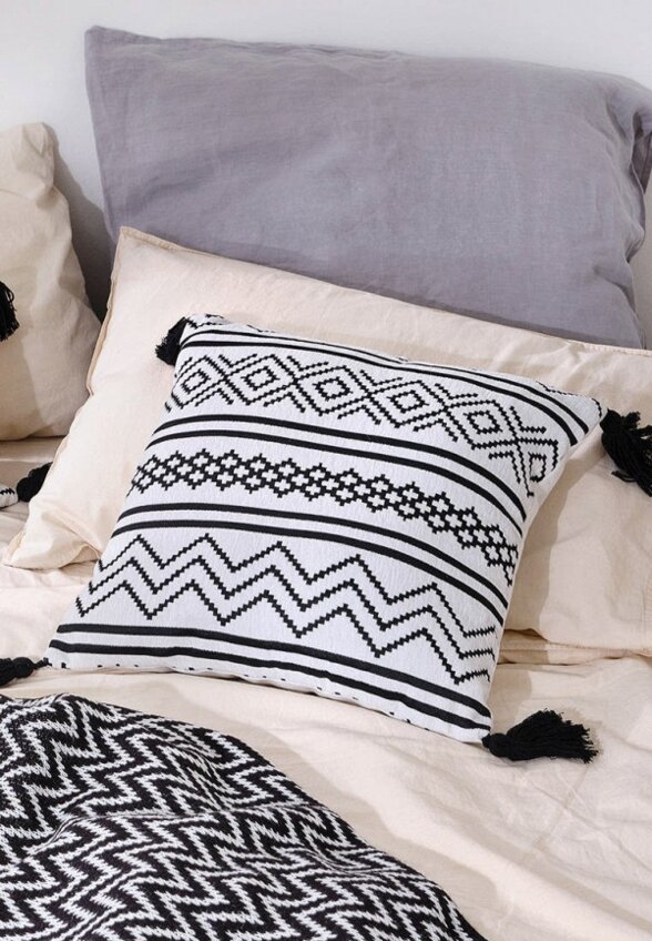 Подушка декоративная Moroshka