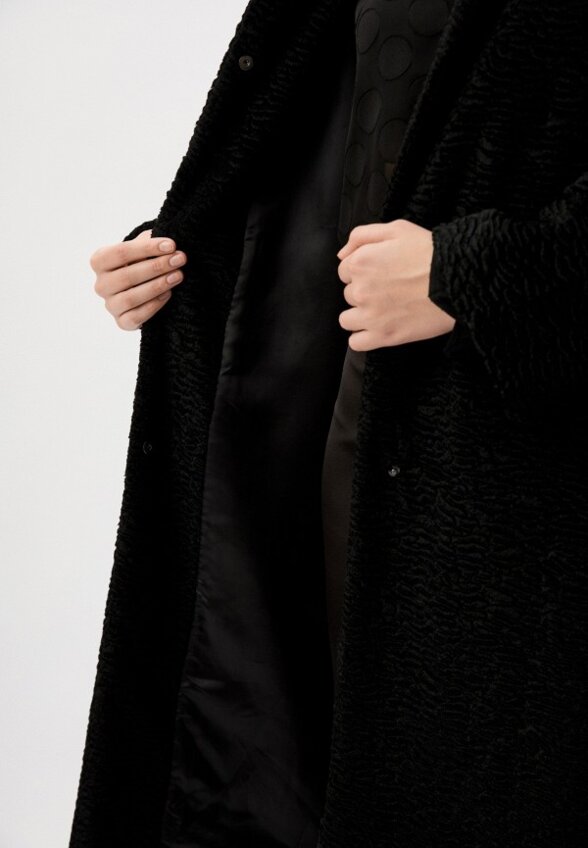 Пальто меховое Caractere