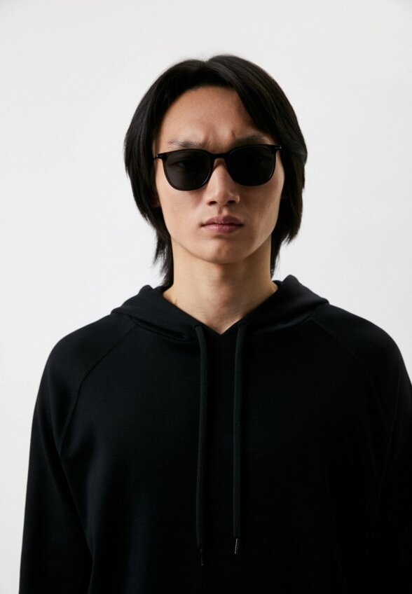 Очки солнцезащитные Hugo