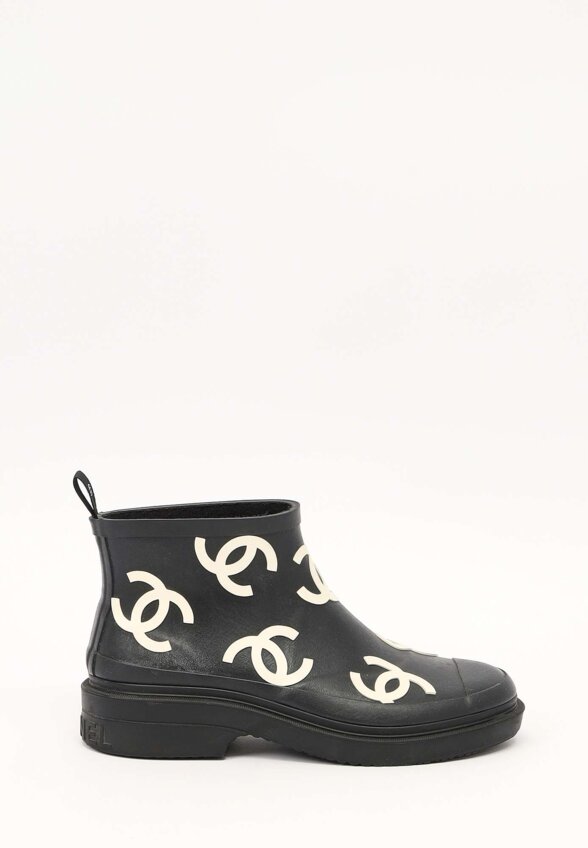 Chanel CC