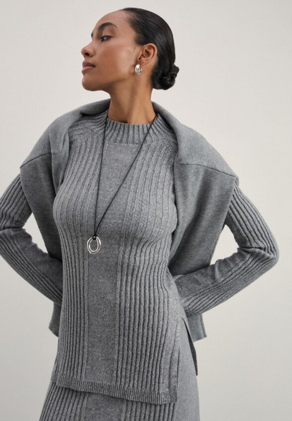 Джемпер Zarina