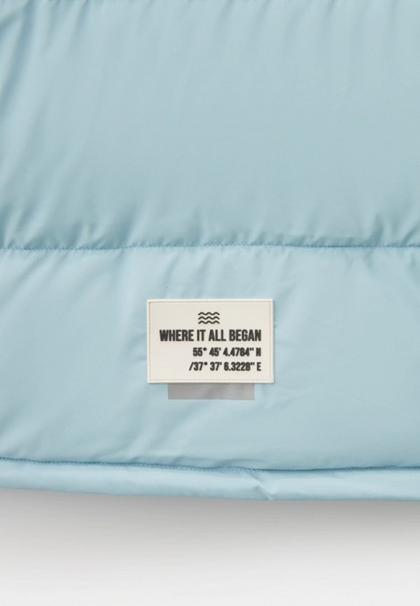 Куртка утепленная Button Blue