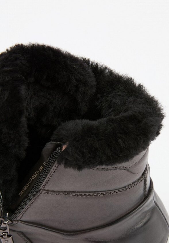 Кроссовки Maison David