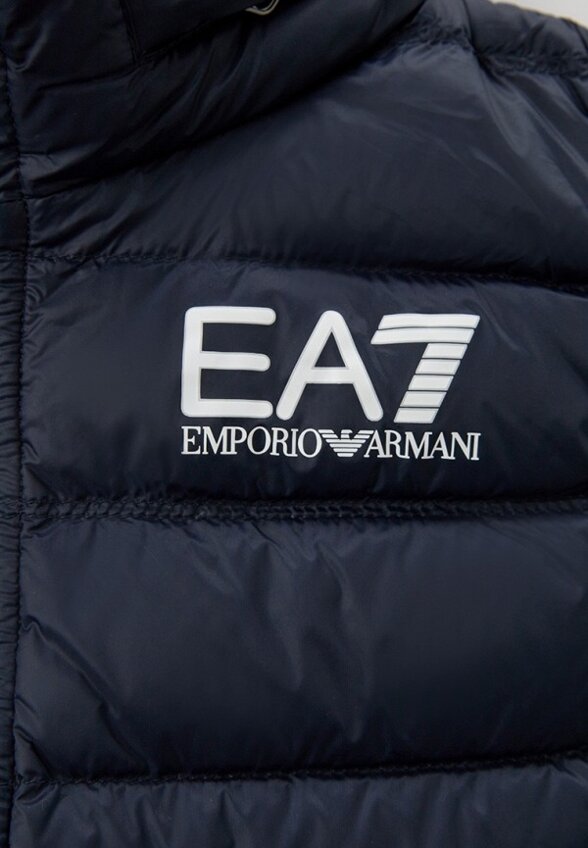 Жилет утепленный EA7