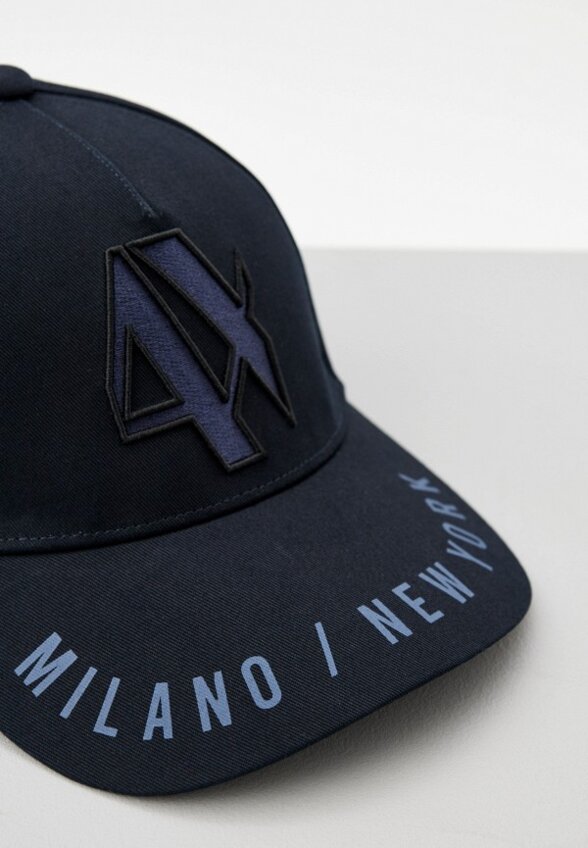 Бейсболка Armani Exchange