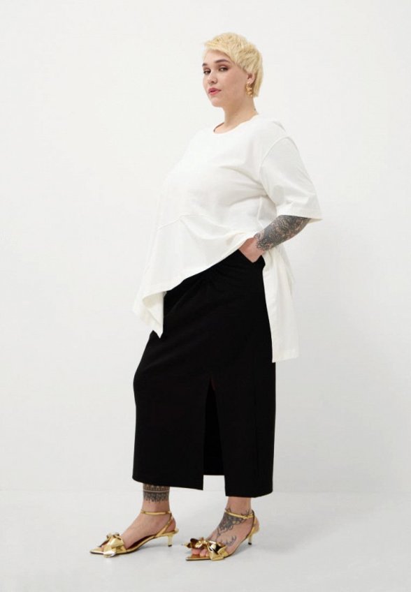 Футболка Lessismore