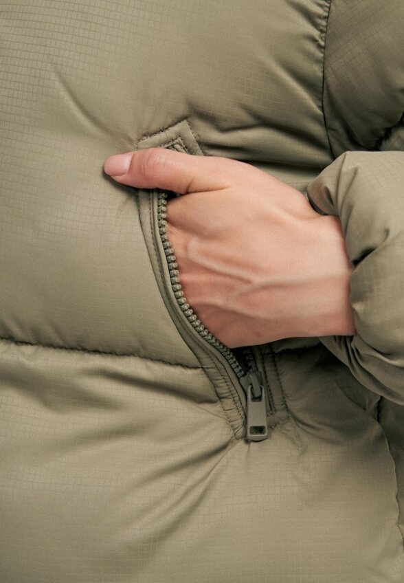 Пуховик Твое