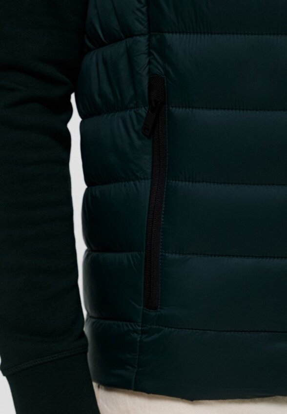 Жилет утепленный Boss