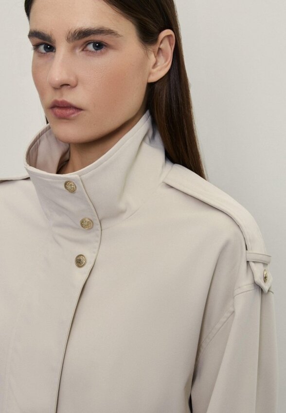 Ветровка Zarina