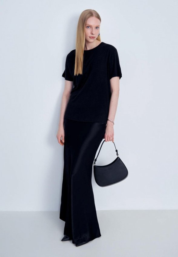 Футболка Finn Flare