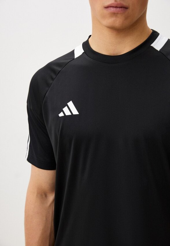 Футболка adidas