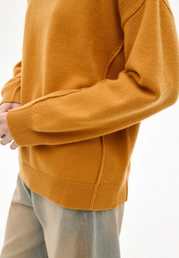 Джемпер Yollo