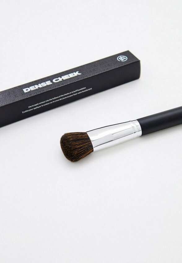 Кисть для лица BH Cosmetics