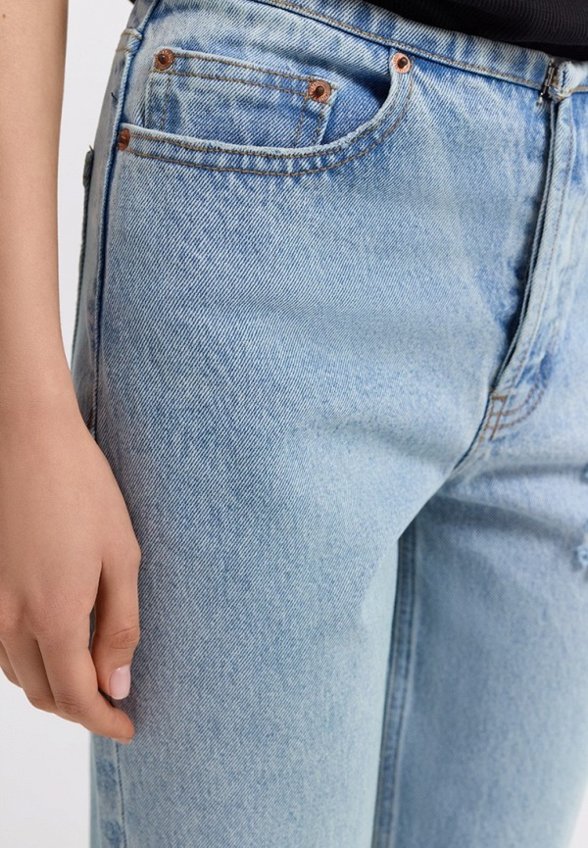 Джинсы Love Republic