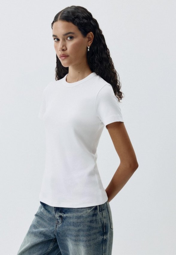 Футболка Sela