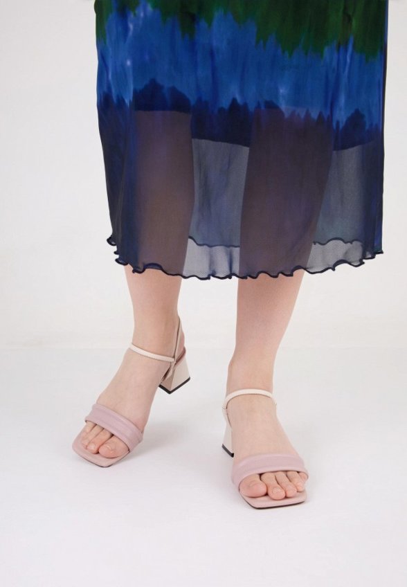 Босоножки Berkonty