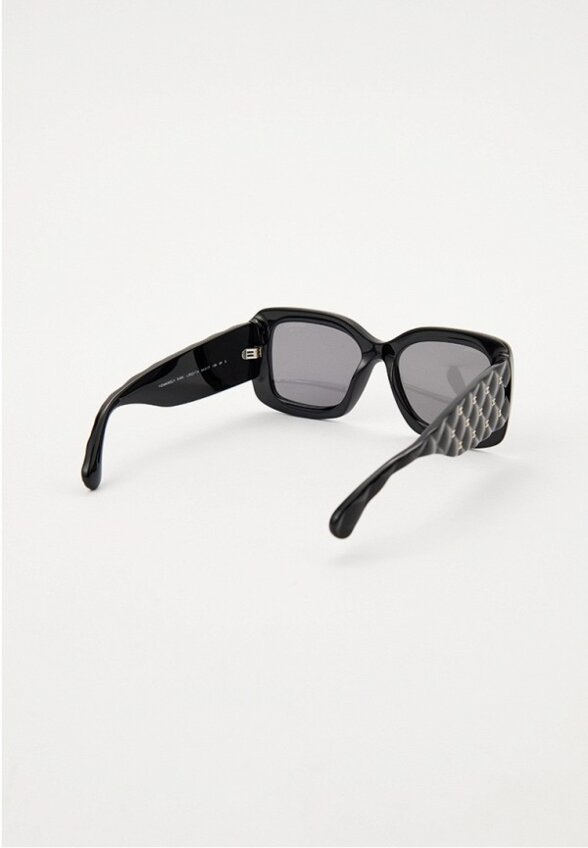 Очки солнцезащитные Chanel