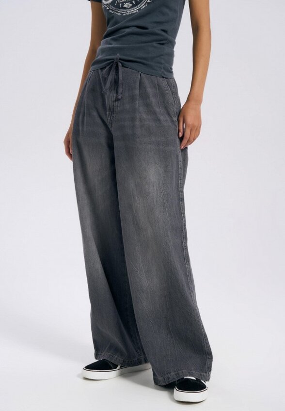 Джинсы Твое