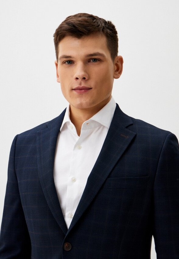 Костюм классический Laconi