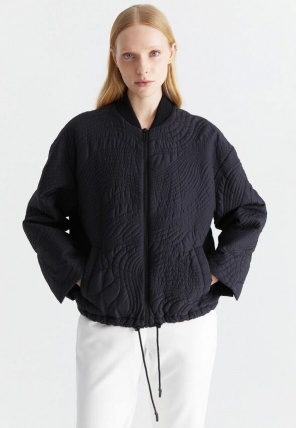 Бомбер M.Reason