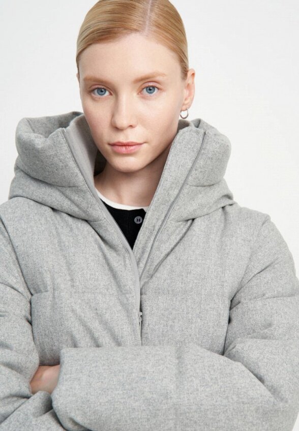 Пуховик Finn Flare