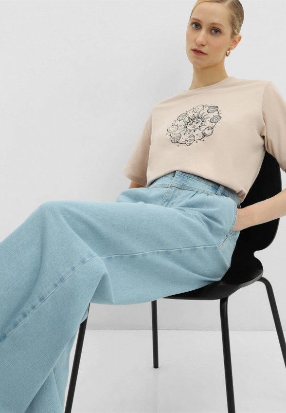 Футболка Calin Doux