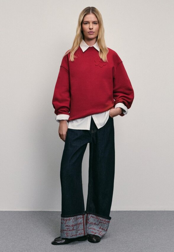 Свитшот Zarina