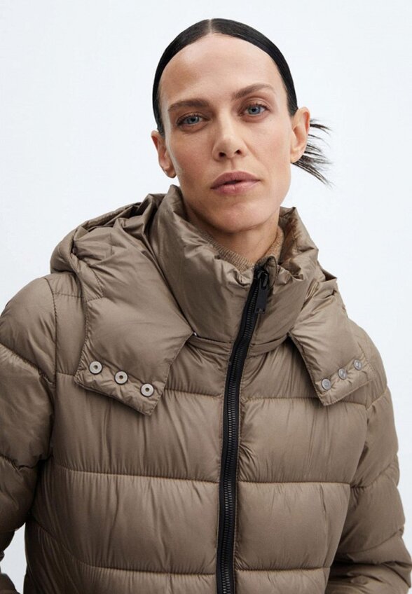 Пуховик Mango