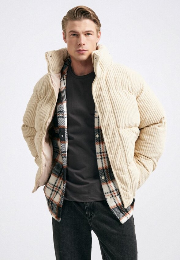 Пуховик Твое