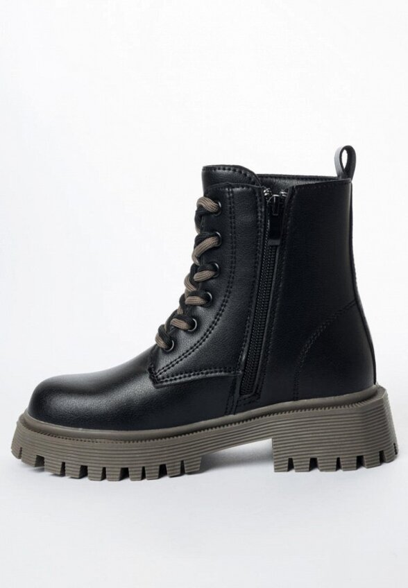 Ботинки Tikkago