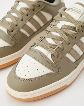 Кеды adidas мужчинам