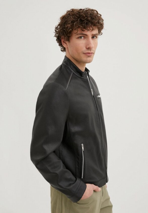 Куртка кожаная Finn Flare