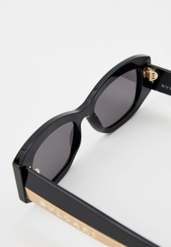 Очки солнцезащитные Bvlgari
