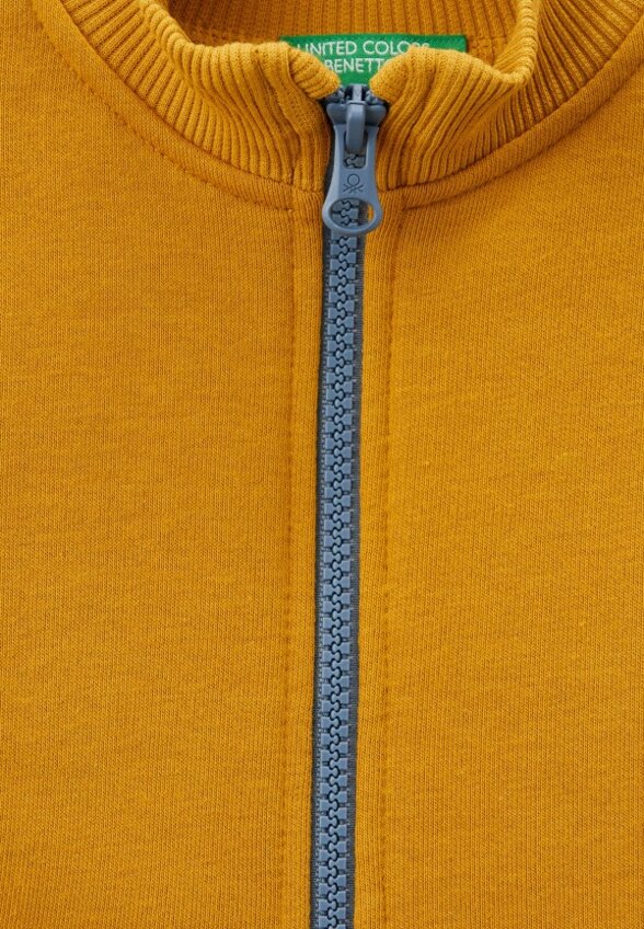 Олимпийка United Colors of Benetton