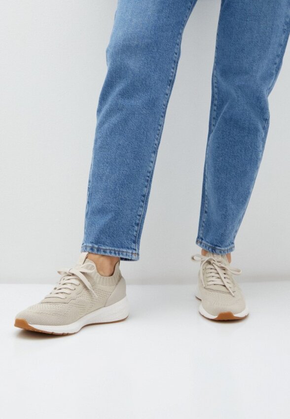 Кроссовки Tamaris