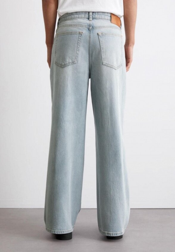 Джинсы Marc O'Polo