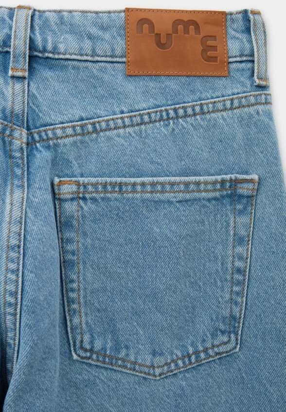 Джинсы Nume