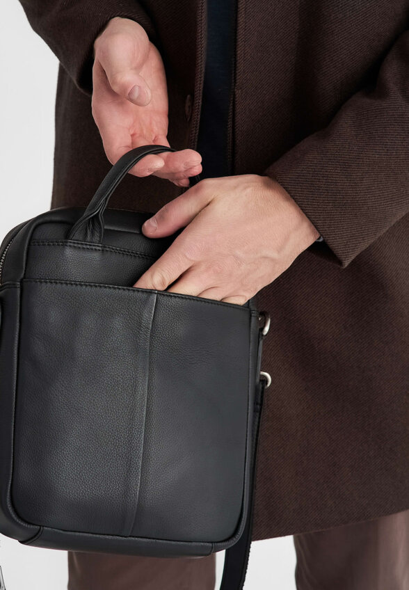 Др.Коффер M402587-260-04 сумка через плечо