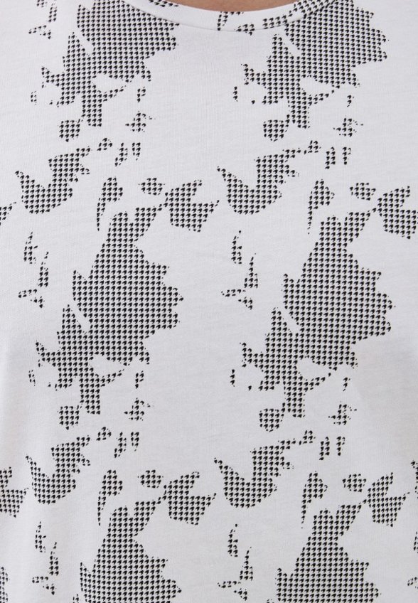 Футболка Colin's