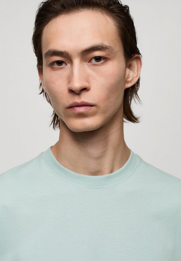 Футболка Mango Man