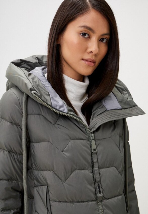 Пуховик Снежная Королева