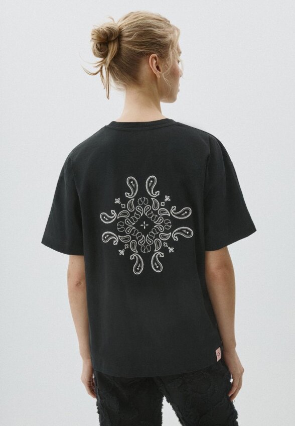 Футболка Sela