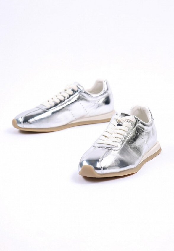 Кроссовки Gut