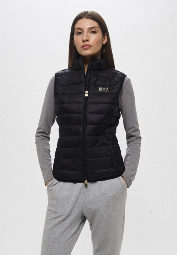 Жилет утепленный EA7