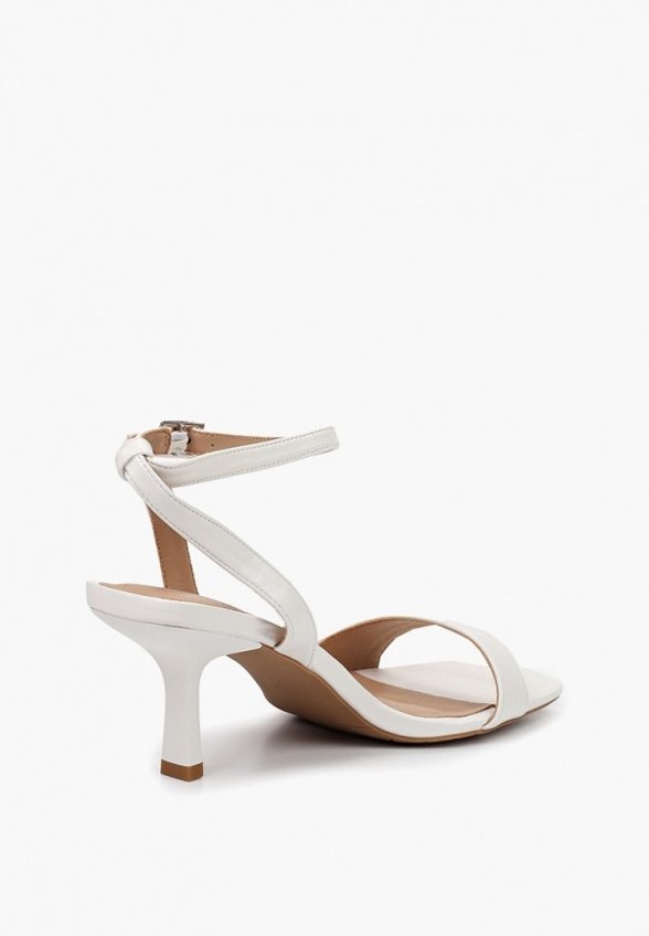 Босоножки Betsy