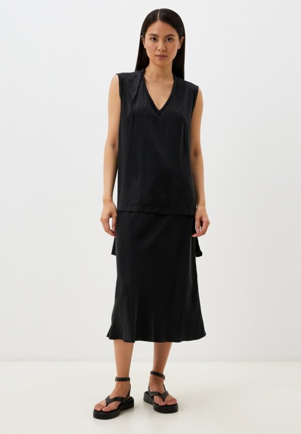 Костюм Voluminous