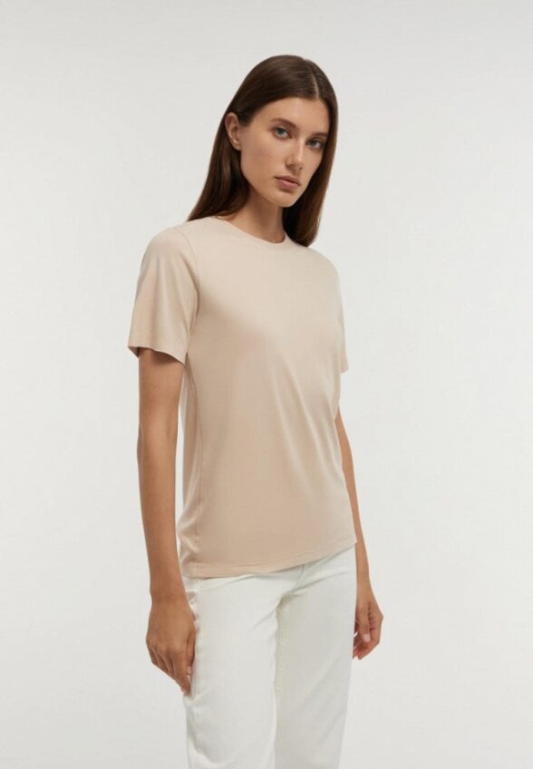 Футболка Anna Pekun