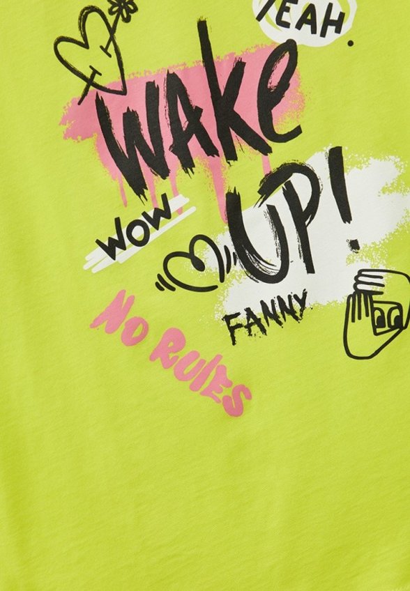 Футболка Smena