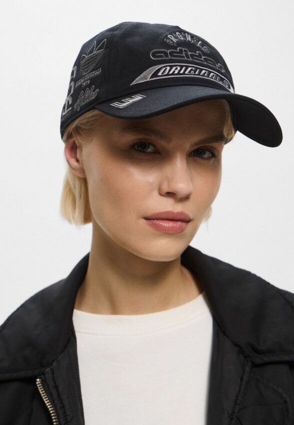 Бейсболка adidas Originals