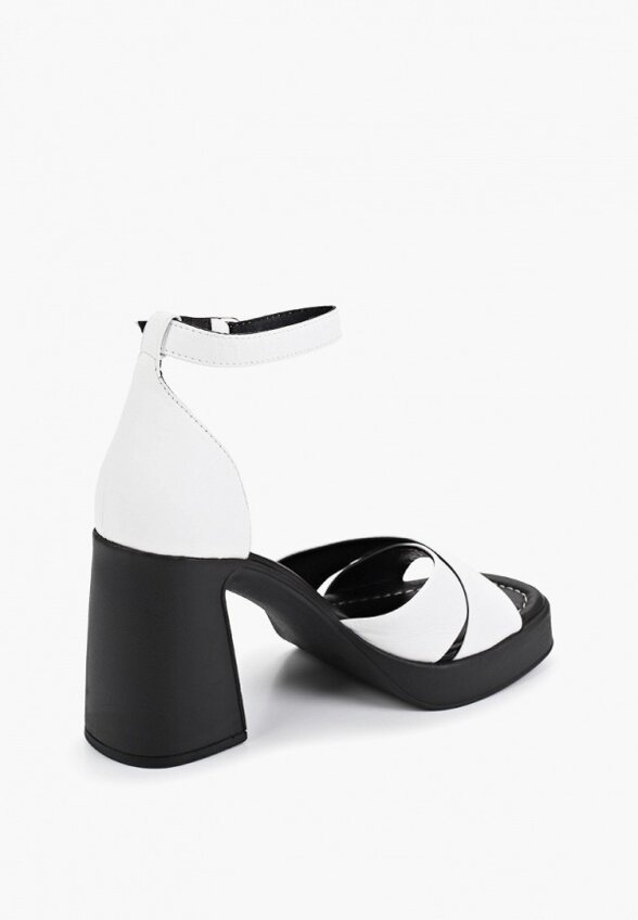 Босоножки Dakkem